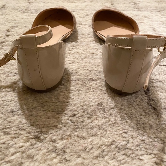 Julianne Hough for Sole Society Flats - Picture 4 of 4